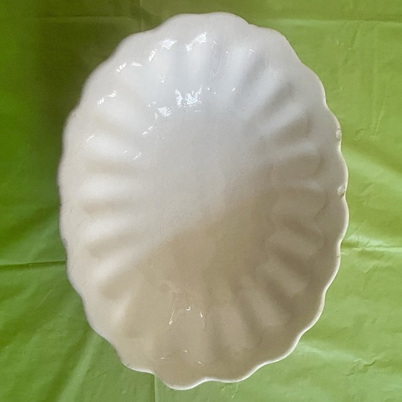 Maioliche Jessica Other - Vintage Majoliche Jessica Scalloped Serving Bowl White Medium 9" Made in Italy